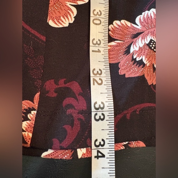 LOFT Black and Pink Floral dress with decorative back cut out NWT size Small - Picture 10 of 10